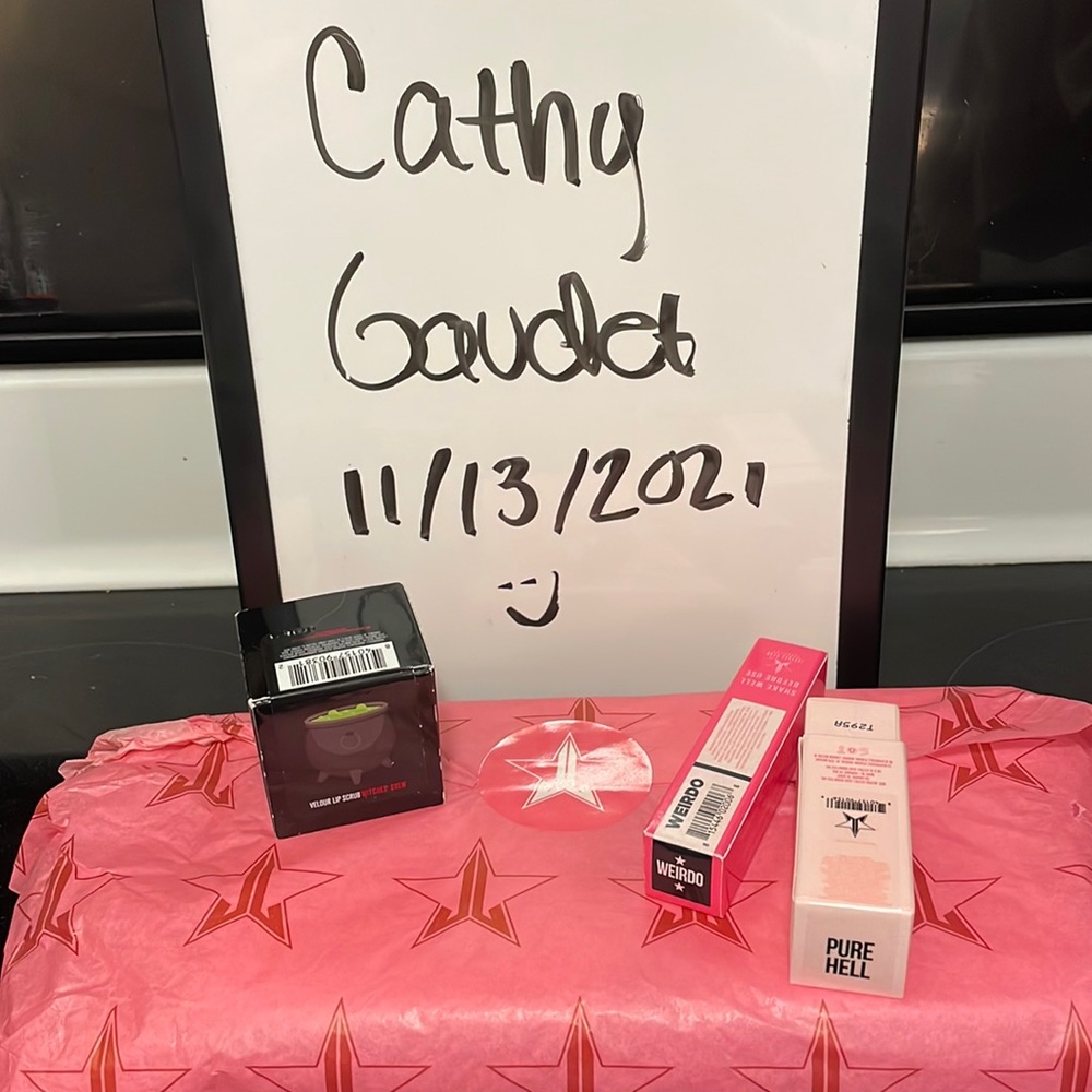 BNWT Jeffree Star Cosmetics Halloween Supreme Mystery Box lot